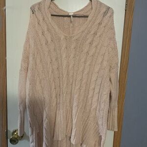 Free People Easy Cable knit v neck sweater sz S light pink hi low hem pullover